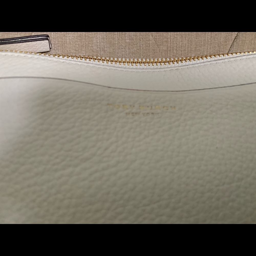 Handbag - Picture 2 of 8
